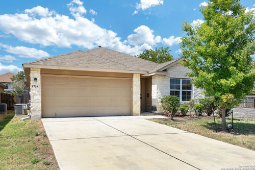 8719 Hudson Holw, San Antonio, TX, 78254-4584 | Card Image