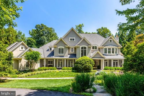 870 Alvermar Ridge Dr, MCLEAN, VA, 22102-1435 | Card Image