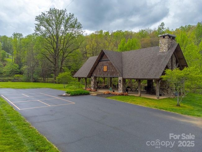 100 Grayling Dr, House other with 3 bedrooms, 2 bathrooms and null parking in Cullowhee NC | Image 41
