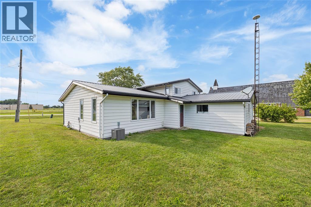 Commercial Sale in Lambton Shores 4