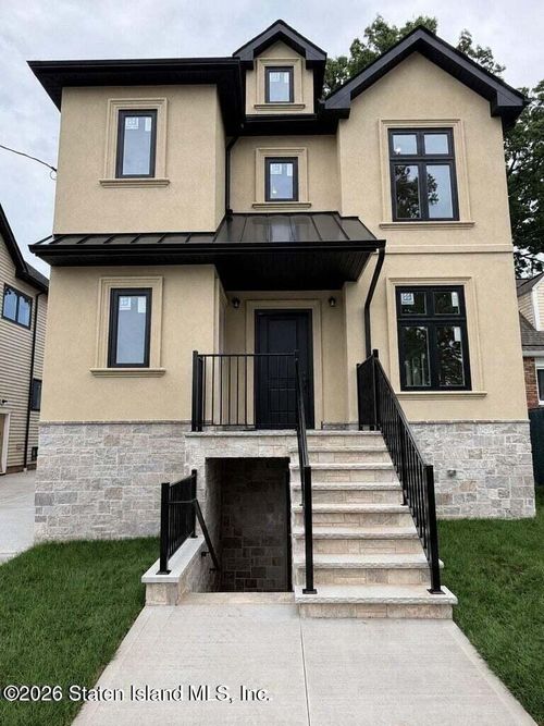 230 Rathbun Avenue, Staten Island, NY, 10312 | Card Image
