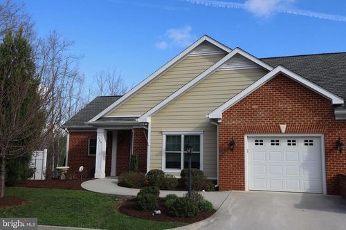 164 Retirement Dr, Hardy, VA, 24101-3987 | Card Image