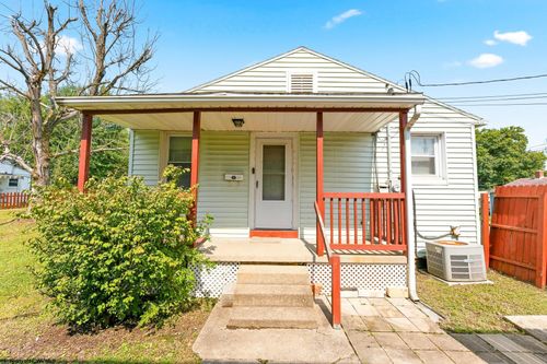 321 and 323 Riverview Ave, Westover, WV, 26501-3827 | Card Image