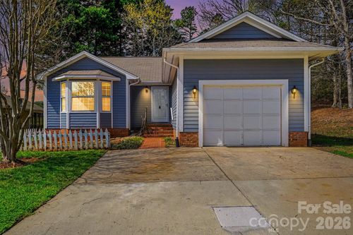 2925 Misty Plum Ct, Fort Mill, SC, 29715-8307 | Card Image