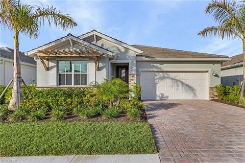 379 Grace Bay Ln, NAPLES, FL, 34114-8346 | Card Image