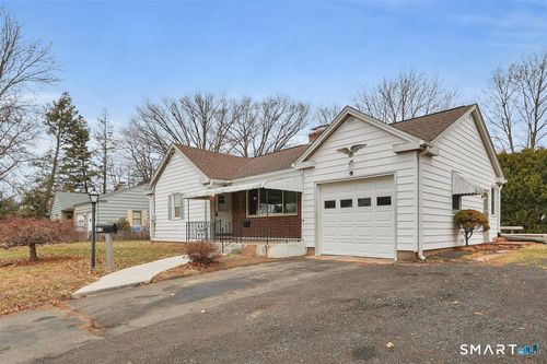 415 Woodbridge St, Manchester, CT, 06042-3231 | Card Image