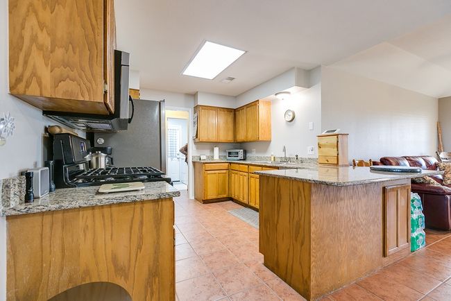 Kitchen | Image 10