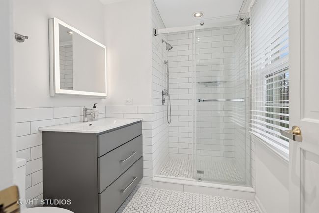 360 S Valley Rd, House other with 4 bedrooms, 3 bathrooms and 2 parking in Barrington IL | Image 17