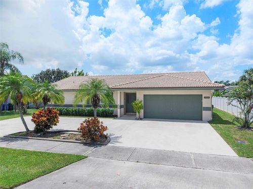 7500 Nw 21st Ct, Margate, FL, 33063-7952 | Card Image