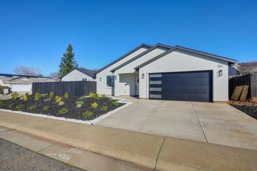 675 Oakshire Drive, Ione, CA, 95640 | Card Image