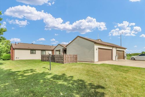 1109-1109 Pomona Dr, Champaign, IL, 61822-1858 | Card Image