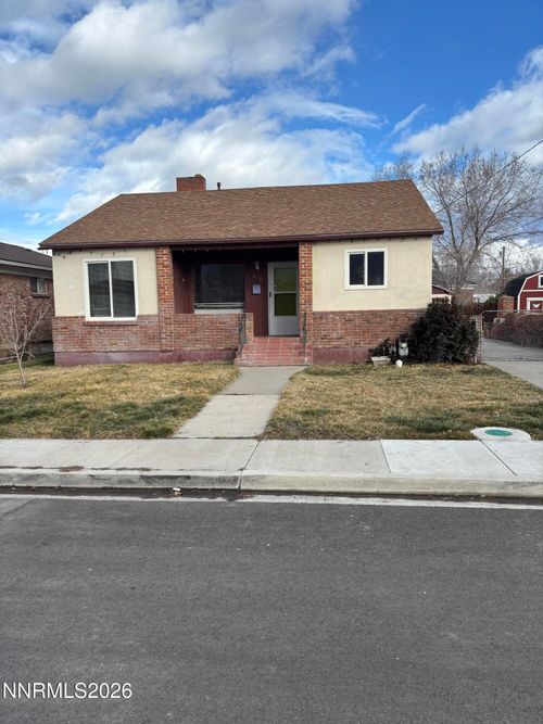 820 G St, Sparks, NV, 89431-4415 | Card Image