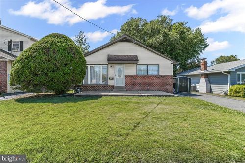 531 Springfield Ave, FOLSOM, PA, 19033-1518 | Card Image