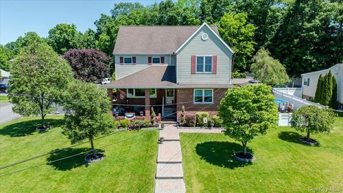 185 Jefferson Ave, Thornwood, NY, 10594-1245 | Card Image
