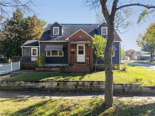 2875 Pikes Ave, Akron, OH, 44314-1281 | Card Image