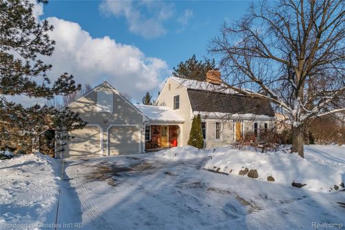 48790 Pinehill Dr, Plymouth, MI, 48170-3245 | Card Image