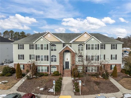 304-1625 Cherry Blossom Ln, Winston Salem, NC, 27127-3214 | Card Image