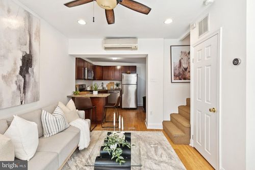 unit-4-525 Fitzwater St, PHILADELPHIA, PA, 19147-3062 | Card Image