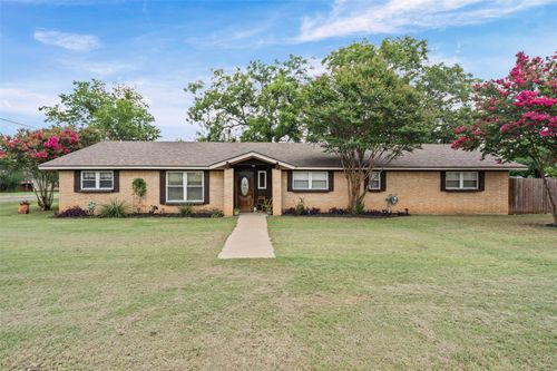 225 S Avenue A, Crawford, TX, 76638-3118 | Card Image