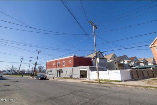 1115 Mcclyman St, Schenectady, NY, 12307-1609 | Card Image