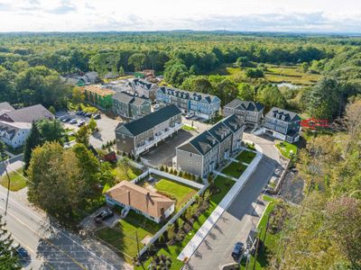 34 Juniper Lane, Condo with 3 bedrooms, 1 bathrooms and null parking in Portsmouth NH | Image 2