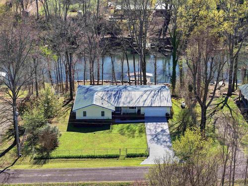 279 River Drive Est, Pangburn, AR, 72121-8804 | Card Image