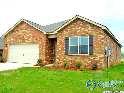 121 Pine Landing Dr, Harvest, AL, 35749-4501 | Card Image