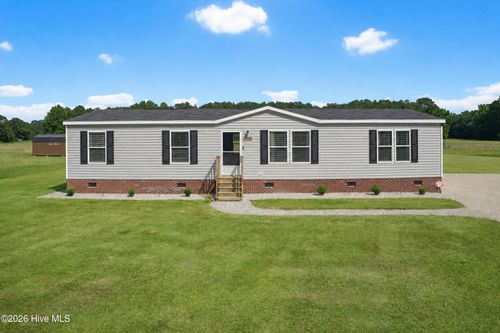 1901 Peacock Rd, Whiteville, NC, 28472-9036 | Card Image