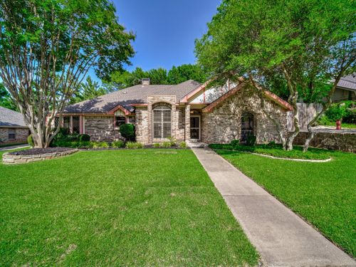 3808 Cambridge Cir E, Bedford, TX, 76021-2410 | Card Image