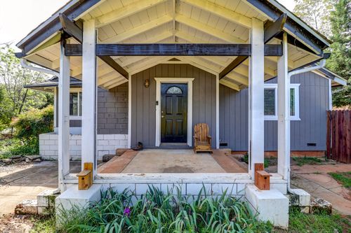 1400 Median Ave, Shasta Lake, CA, 96019-9638 | Card Image