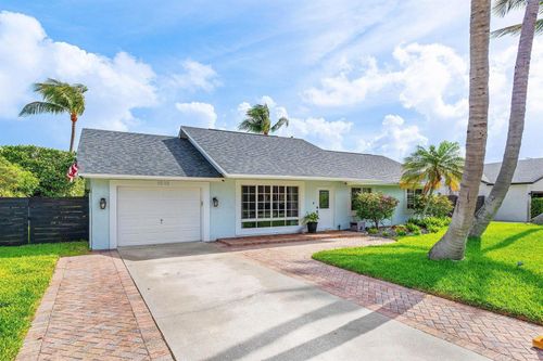 1515 Gallinule Dr, Delray Beach, FL, 33444-3318 | Card Image
