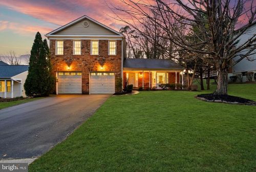 7204 Joshua Tree Ln, SPRINGFIELD, VA, 22152-3610 | Card Image