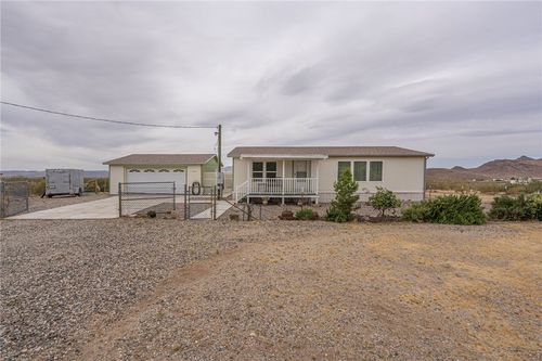 15709 N Iron Dr, Dolan Springs, AZ, 86441-4300 | Card Image