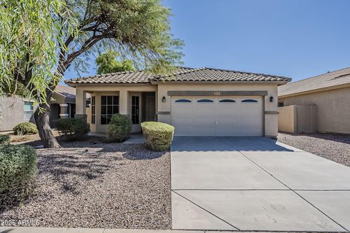 3877 S Coach House Dr, Gilbert, AZ, 85297-4923 | Card Image