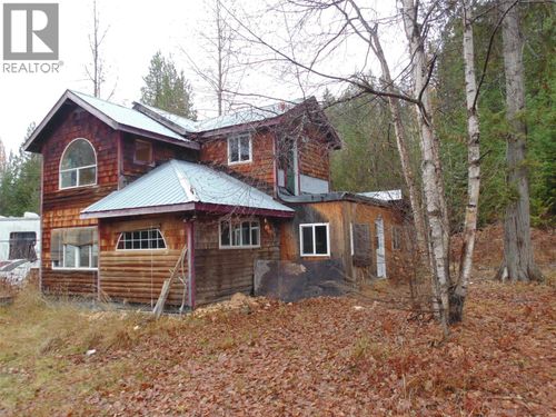 7547 Popou Rd, Winlaw, BC, V0G2J0 | Card Image