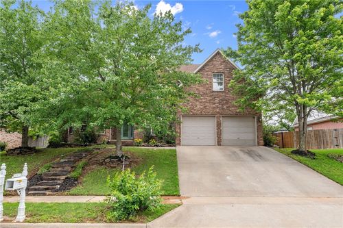 600 N Rocky Xing, Fayetteville, AR, 72704-7046 | Card Image