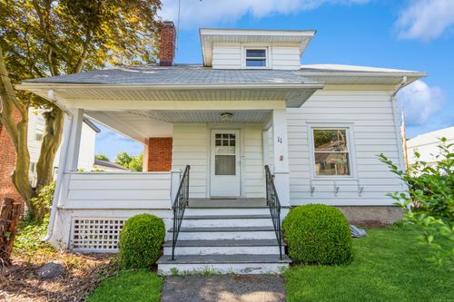 11 Emerson St, Norwalk, CT, 06855-1305 | Card Image