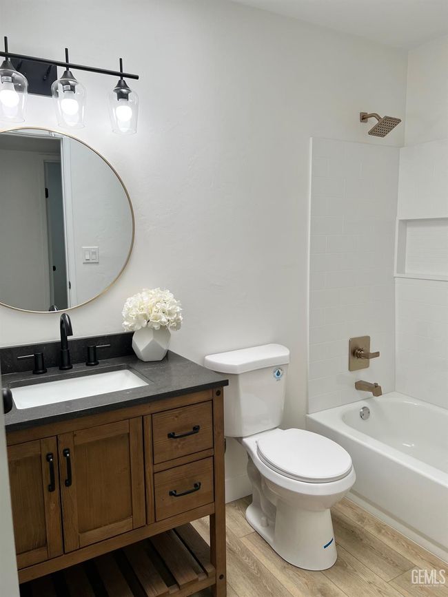 4145 Shawn St, House other with 3 bedrooms, 2 bathrooms and null parking in Bakersfield CA | Image 10