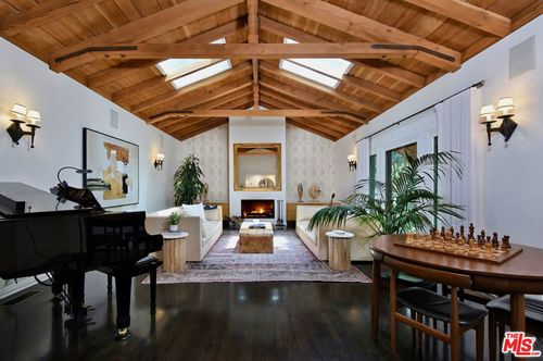 4277 Beck Ave, Studio City, CA, 91604-3002 | Card Image