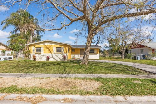 1003 65th Ave W, BRADENTON, FL, 34207-5917 | Card Image
