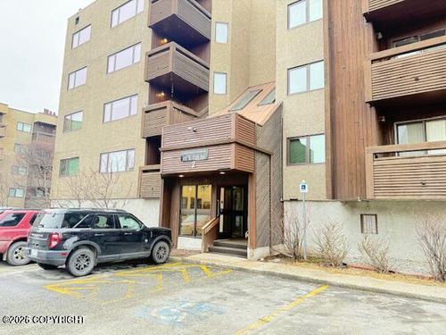 b-421-380 E 11th Ave, Anchorage, AK, 99501-6518 | Card Image