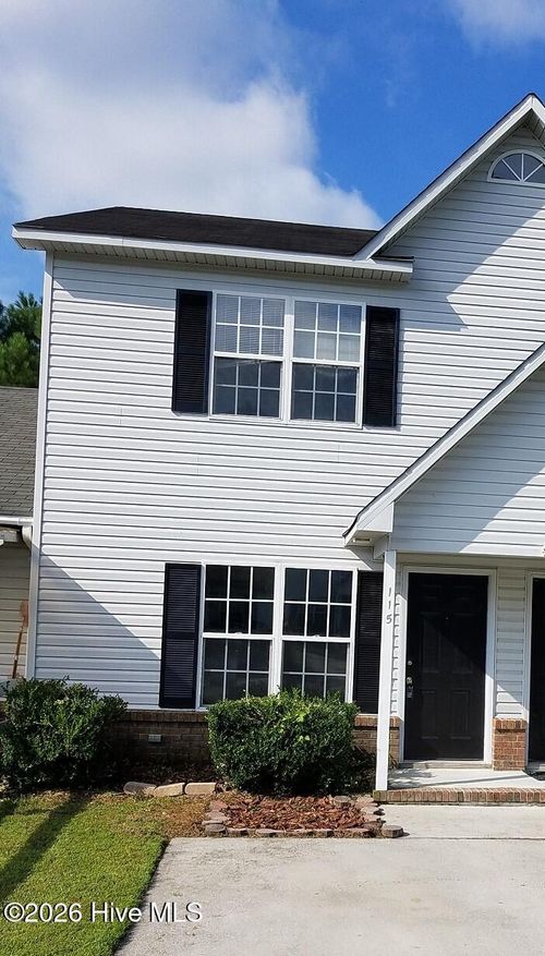 115 Mesa Ln, Jacksonville, NC, 28546-9511 | Card Image