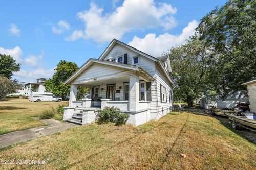 802 S Oak St, CALIFORNIA, MO, 65018-1319 | Card Image