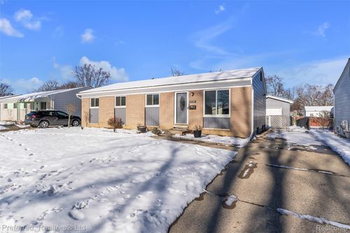 39288 Nottingham St, Westland, MI, 48186-3730 | Card Image