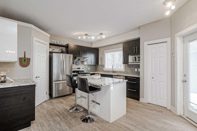 260 Chaparral Ridge Cir Se, House other with 4 bedrooms, 4 bathrooms and 2 parking in Calgary AB | Image 13