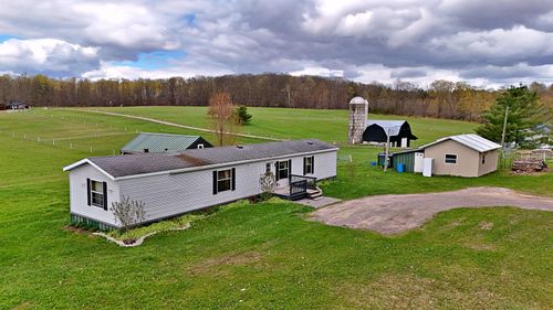 16608 12 Mile Rd, Leroy, MI, 49655-8037 | Card Image
