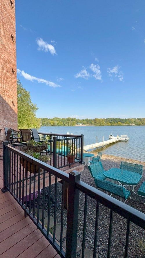 apt-411-329 Geneva Ave N, Oakdale, MN, 55128-6419 | Card Image