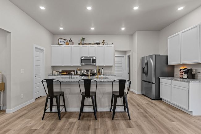 2021 Escalara St, House other with 4 bedrooms, 2 bathrooms and 2 parking in Midland TX | Image 6