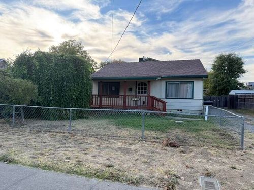 1636 Diamond Street, Anderson, CA, 96007 | Card Image