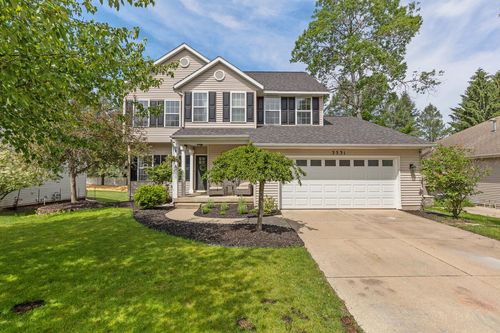 3531 Breton Valley Dr Se, Kentwood, MI, 49512-9068 | Card Image